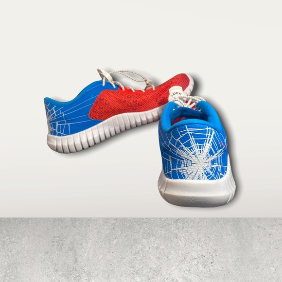 MARVEL Series New Balance Sneakers - Picture 3 of 5